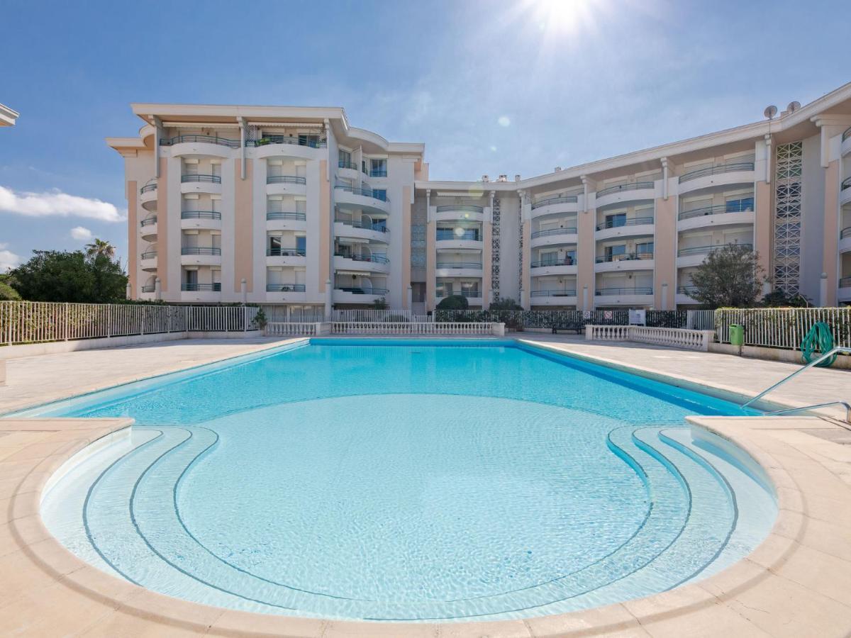 Apartment Le Borghese By Interhome Frejus Luaran gambar